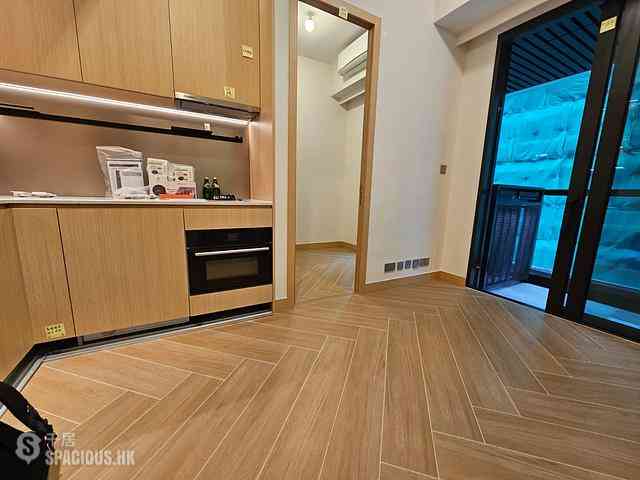 Hung Hom - Midtown South Phase 4 The Haddon 01