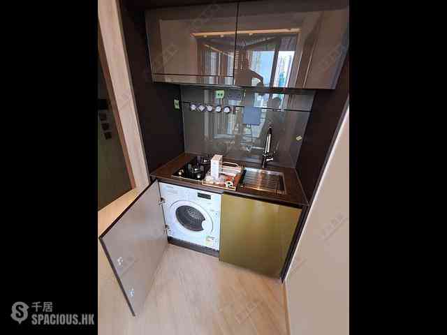Tai Kok Tsui - Square Mile Phase 5 Gateway · Square Mile 05