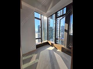 Tai Kok Tsui - Square Mile Phase 5 Gateway · Square Mile 02