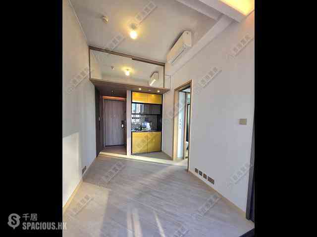 Tai Kok Tsui - Square Mile Phase 5 Gateway · Square Mile 03