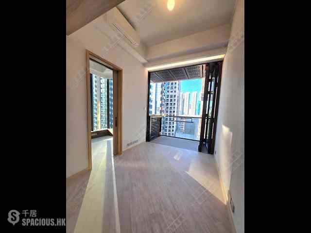 Tai Kok Tsui - Square Mile Phase 5 Gateway · Square Mile 01