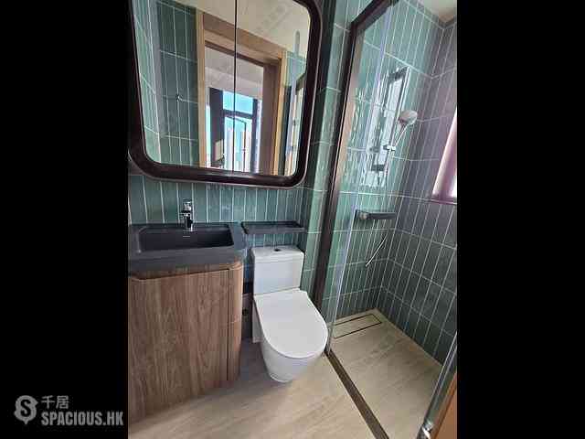 Tai Kok Tsui - Square Mile Phase 5 Gateway · Square Mile 04