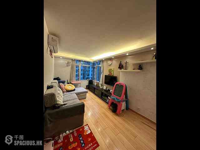 Quarry Bay - Parkvale 01