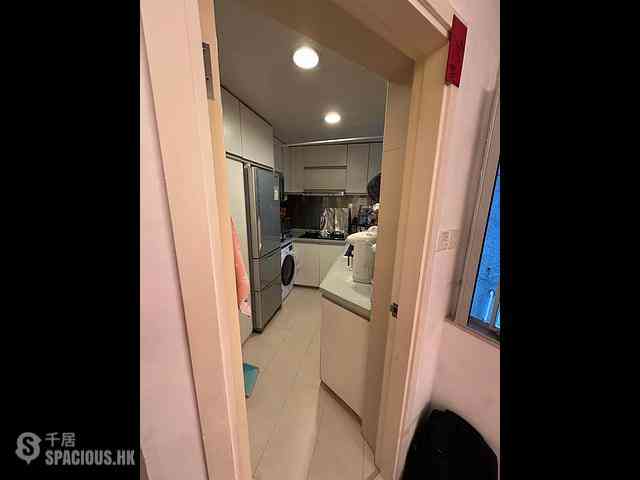 Quarry Bay - Parkvale 02