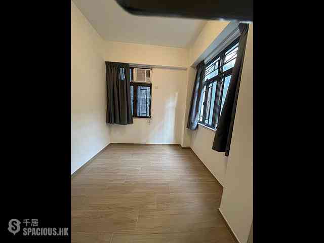 Tsim Sha Tsui - Lok Fun Mansion 04