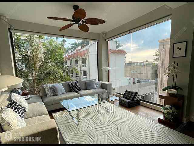 Pok Fu Lam - 18-24, Bisney Road 04