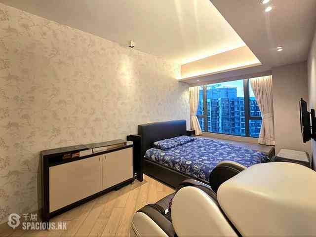 Tung Chung - The Visionary Tower 6 15
