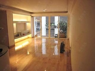 Wan Chai - Phoenix Court Block 4 02