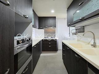Discovery Bay - Discovery Bay Phase 5 Greenvale Village Greenery Court (Block 1) 06