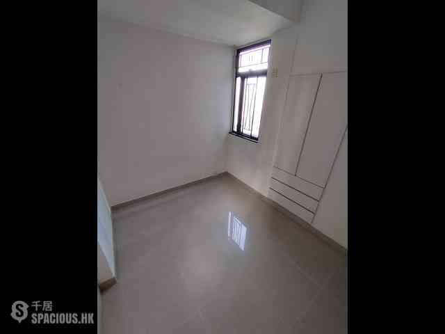 Sai Ying Pun - General Building 02