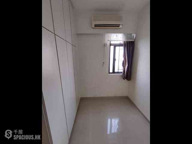Sai Ying Pun - General Building 04