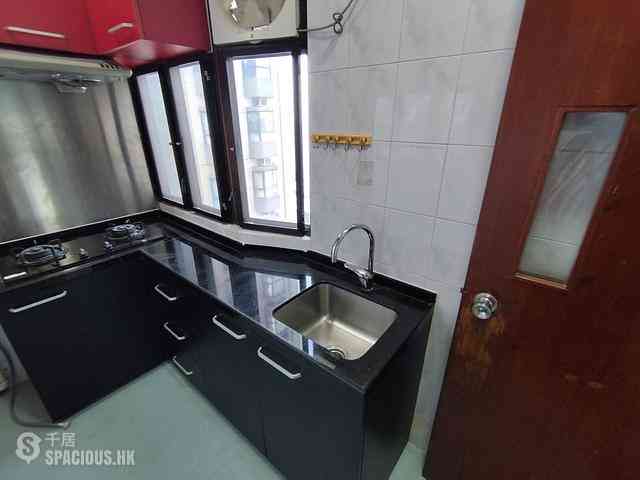 Sai Ying Pun - General Building 07