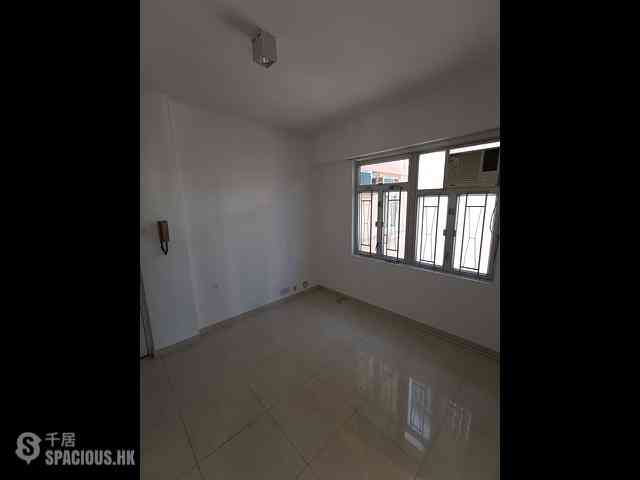 Kennedy Town - Po Tak Mansion 02