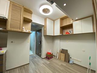 Mong Kok - Portland Building 06