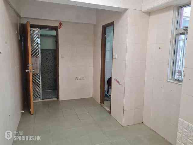 Mong Kok - Cheong Fai Mansion 07