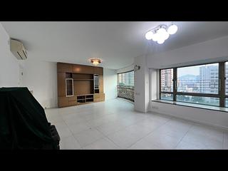Yau Ma Tei - King'S Park Villa Block 5 02