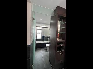 Yau Ma Tei - King'S Park Villa Block 5 13