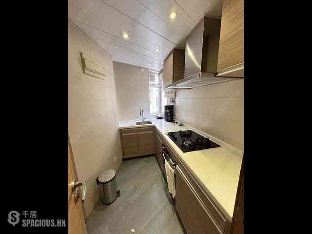 Mid Levels Central - Jing Tai Garden Mansion 01