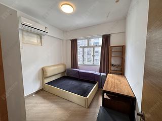 Mid Levels Central - Jing Tai Garden Mansion 04