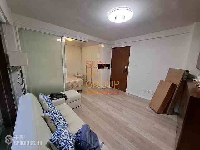 Wan Chai - Rialto Building 05