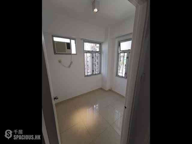 Kennedy Town - Po Tak Mansion 07