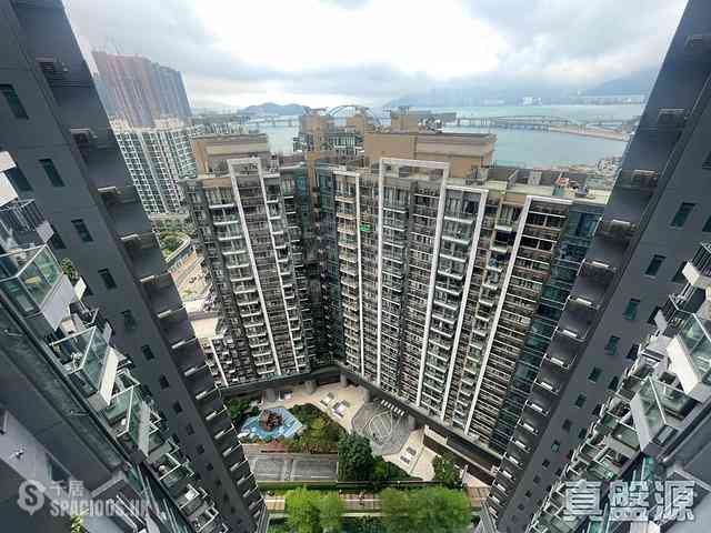 Tseung Kwan O - Twin Peaks 01