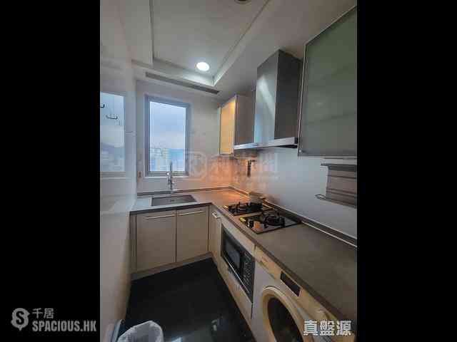 Tai Kok Tsui - One Silversea 14