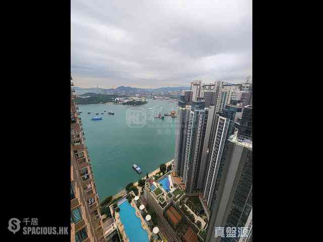 Tai Kok Tsui - One Silversea 16