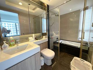 Tung Chung - The Visionary Tower 1 11