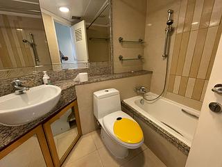 Tung Chung - Caribbean Coast Phase 2 Albany Cove Tower 6 04
