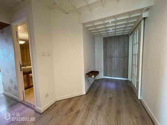Tung Chung - Caribbean Coast Phase 2 Albany Cove Tower 6 06