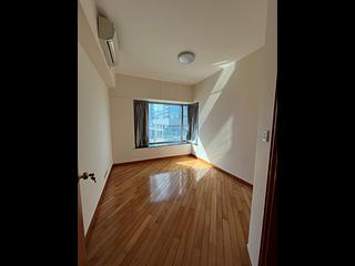 West Kowloon - Sorrento Phase 2 02