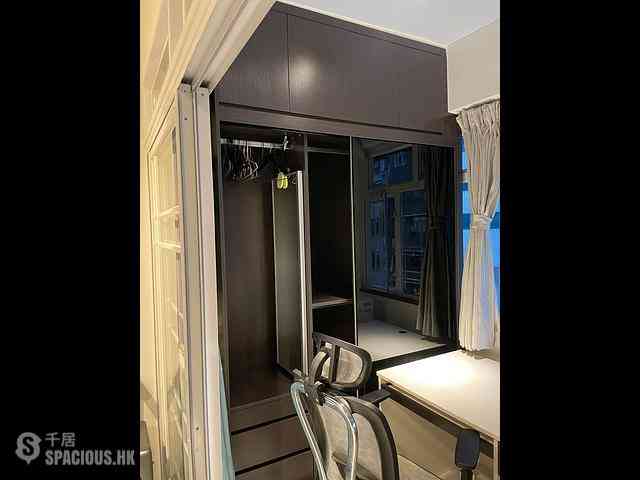 Sai Ying Pun - Wah Lap House 01