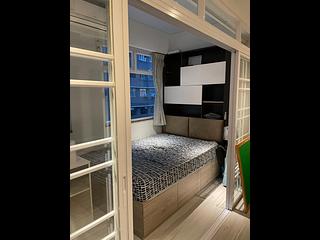 Sai Ying Pun - Wah Lap House 02
