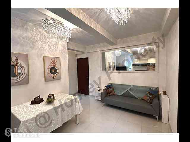 Causeway Bay - Caroline Hill Court 01