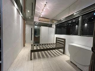 Sheung Wan - Urbana 38 04