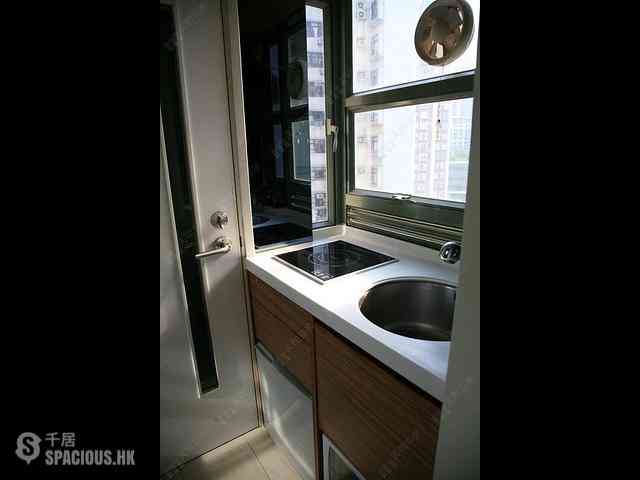 Sheung Wan - Urbana 38 07