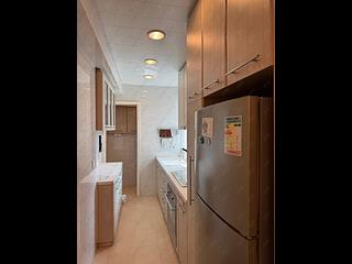 Mid Levels West - Ying Piu Mansion 06