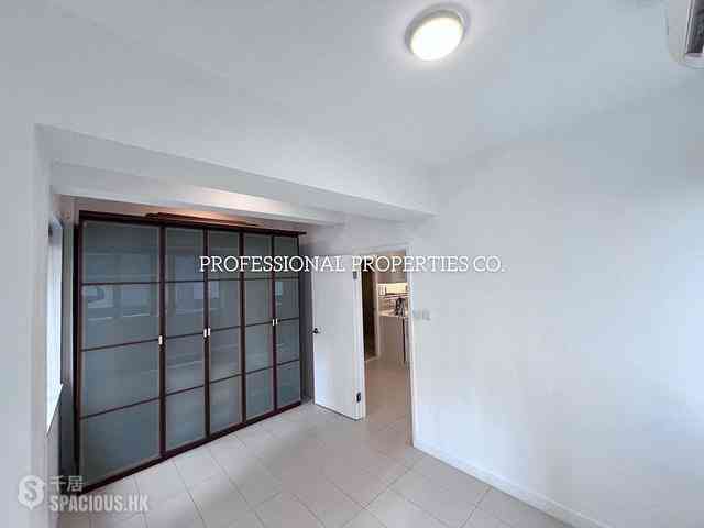 Sheung Wan - Hang Shing Lau 05