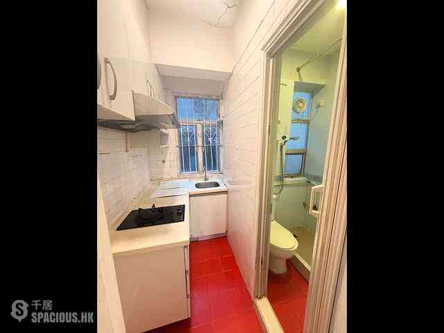 Jordan - Kay Pont Building 03