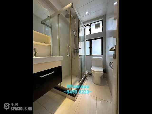 Central - 73, Connaught Road West 10