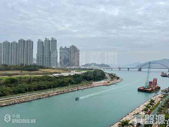 Tseung Kwan O - The Papillons 02