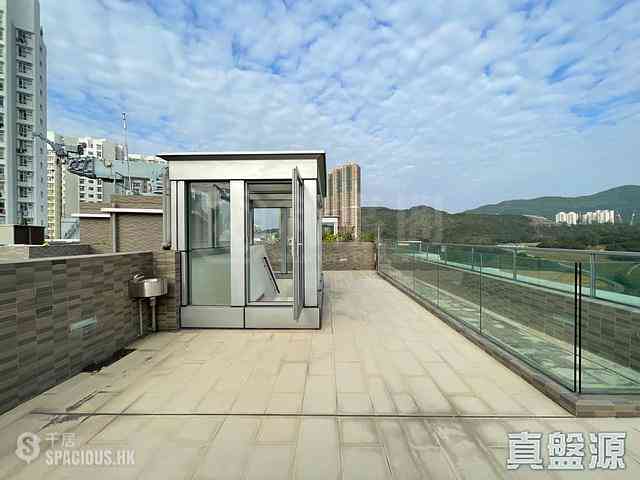 Tseung Kwan O - The Papillons 03