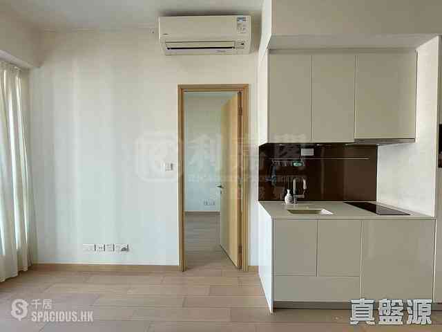 Tseung Kwan O - Twin Peaks 01