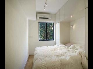 Wan Chai - Hong Fook Building 04