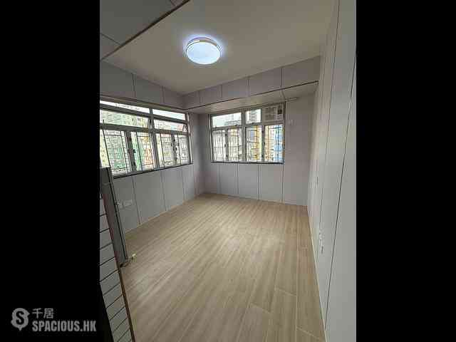 Sham Shui Po - 109, Nam Cheong Street/197 Yu Chau Street 02