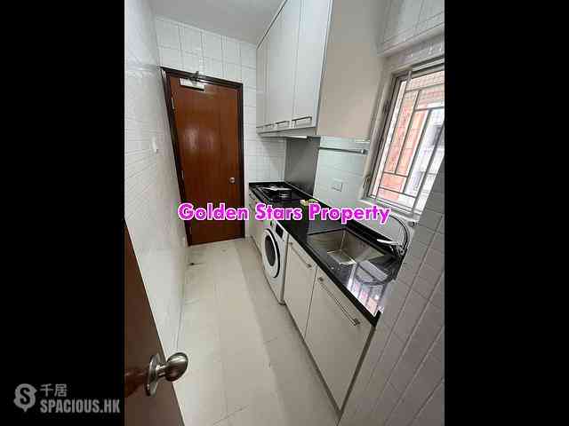 Sai Ying Pun - Tung Ming Court 05