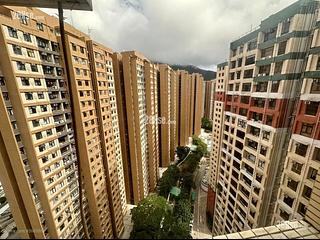Pok Fu Lam - Pokfulam Gardens Block 1 02