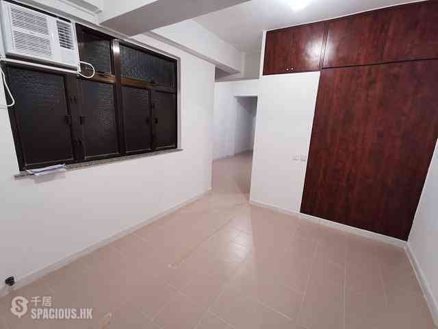 Quarry Bay - Kam Hoi Mansion 03