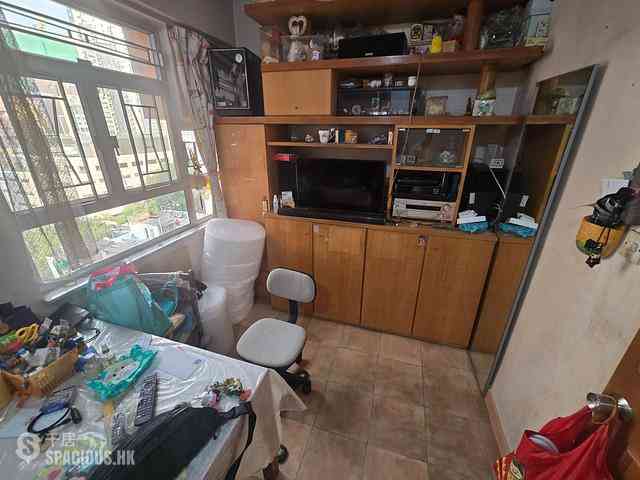 Sai Ying Pun - High House 01